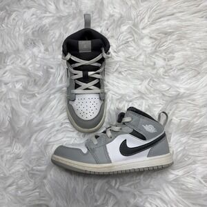 Jordan 1 Mid Light Smoke Grey Kids Youth‎ Size 5C Basketball Sneakers School